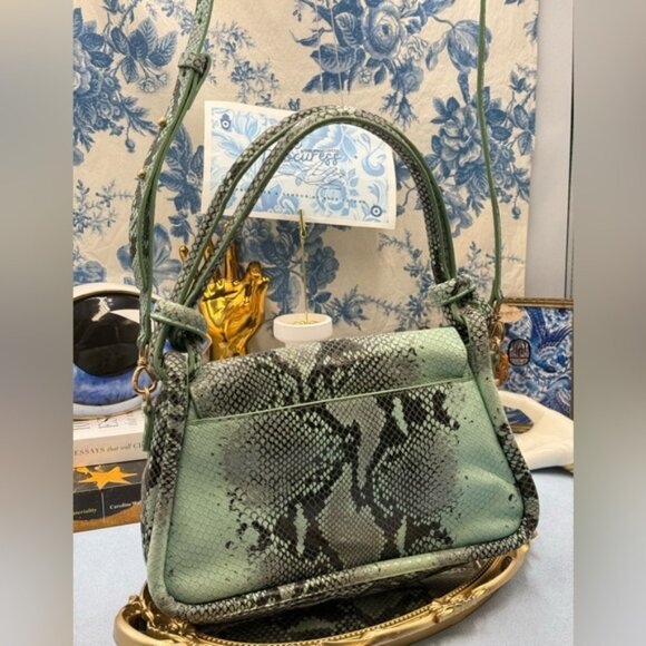 🆕 CULT GAIA 🧿 X BRATZ NWOT Green Snakeskin Flap Purse, Knotted Handle *SAMPLE* - Picture 6 of 15